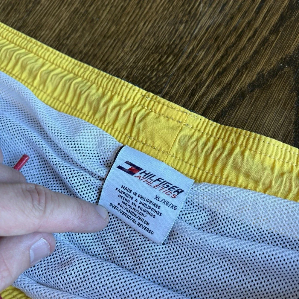 Tommy Hilfiger excellent pre